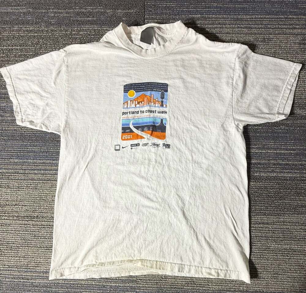 Nike Portland To Coast Walk 2001 T-Shirt Size L